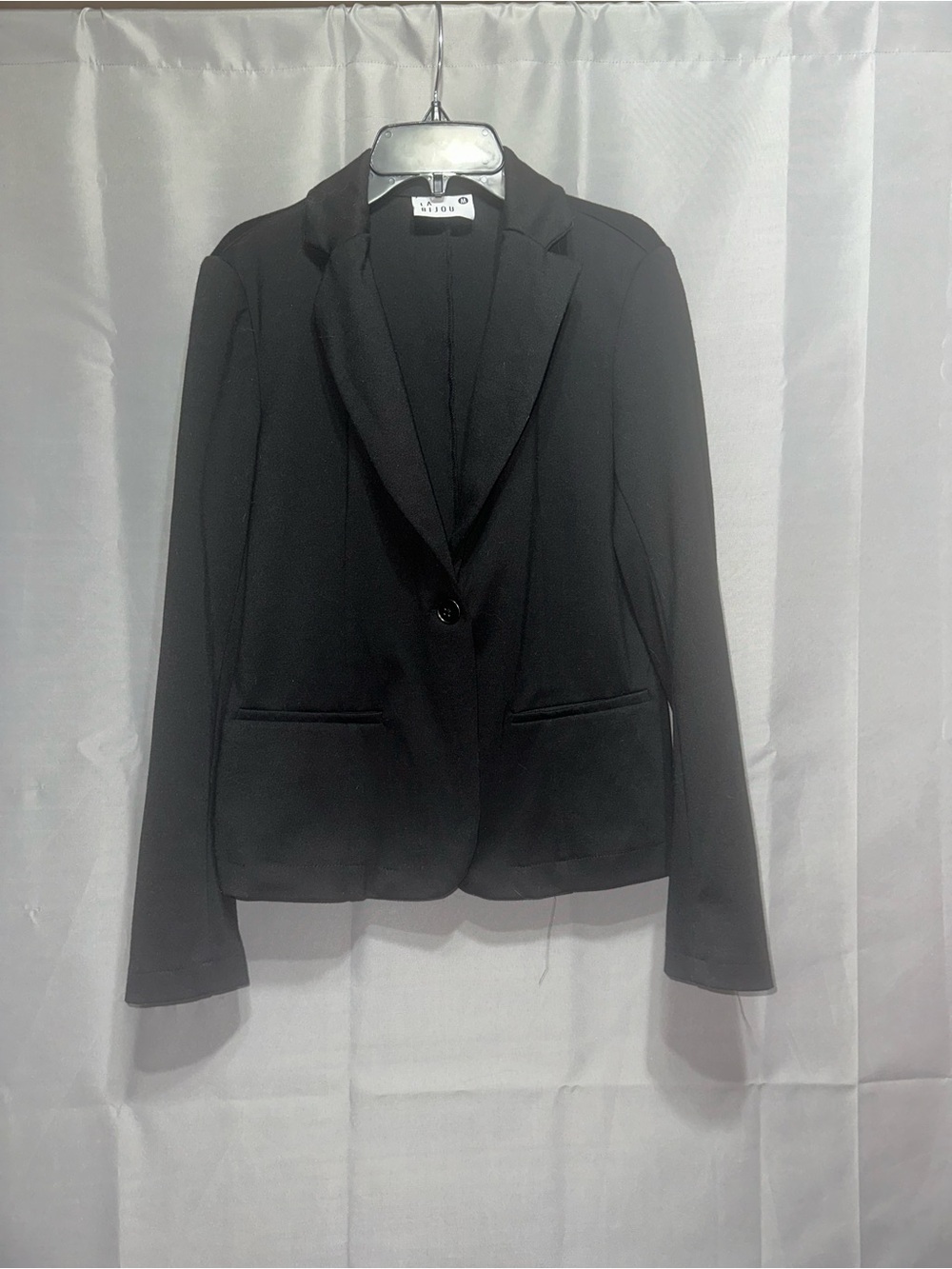 Classic Black Single-Button Women's Blazer